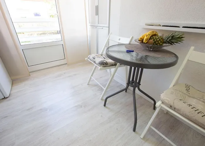 Lilly Studio Apartments